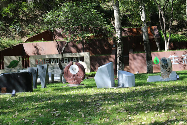 2023年八达岭陵园墓地价格一览表?_延庆_北京_公墓