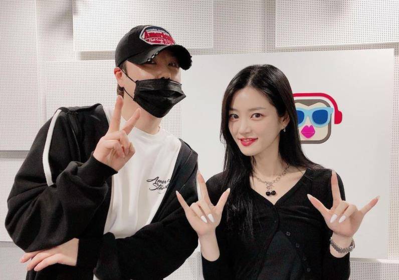 童颜女神李侑菲,和李准基演情侣,还和金希澈关系亲近!_进行_因为_名字