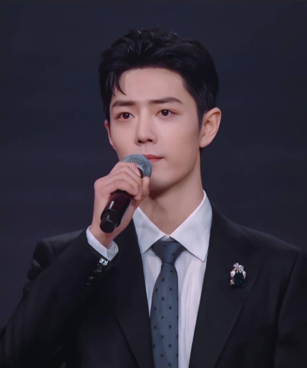 杨紫肖战推荐3次重合:李冰冰让杨紫成为宋慧乔,继承了赵丽颖的妆容!