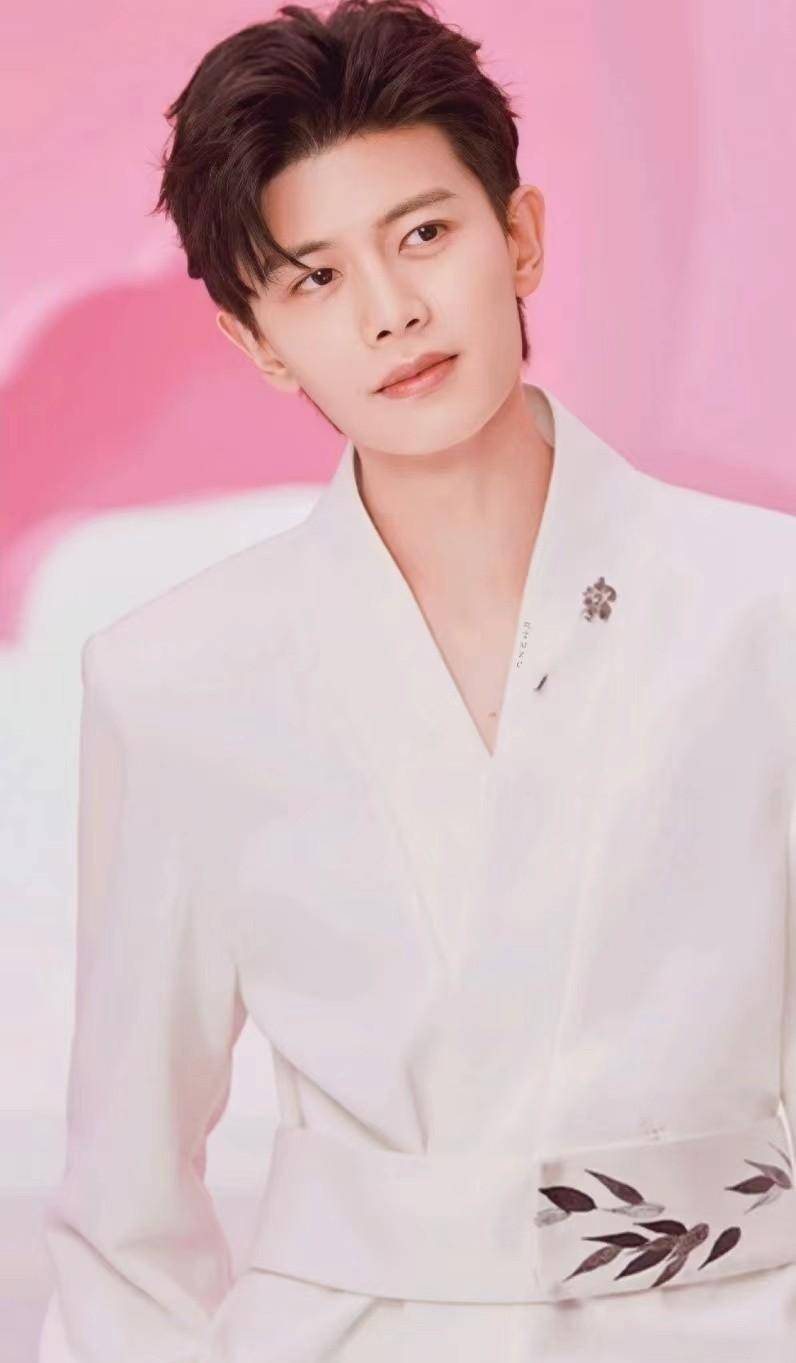 任嘉伦,生日快乐_祝福_嘉人_因为