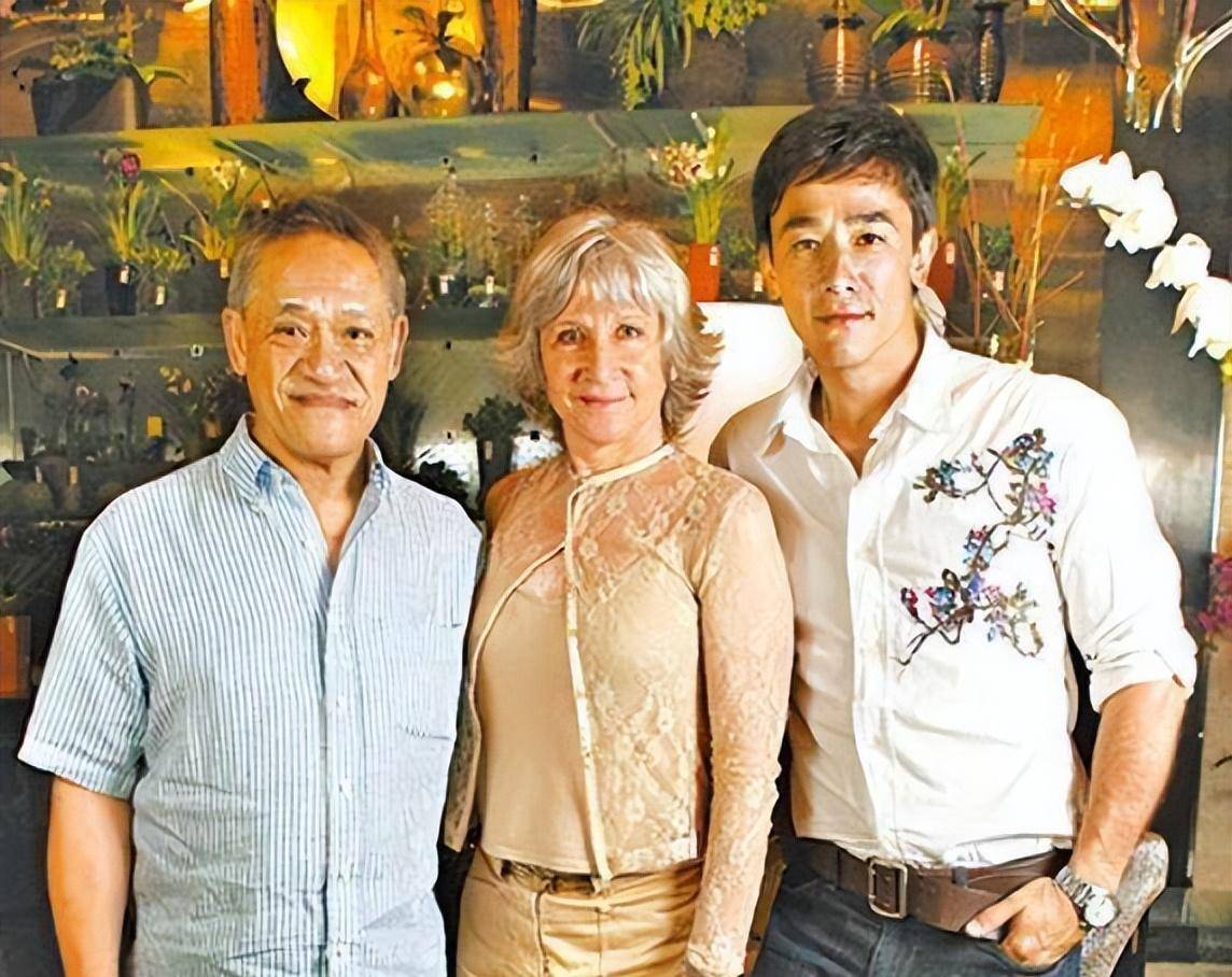 83岁香港"金牌配角"吴耀汉去世,儿女的后路似乎"难走"_儿子_父亲_角色