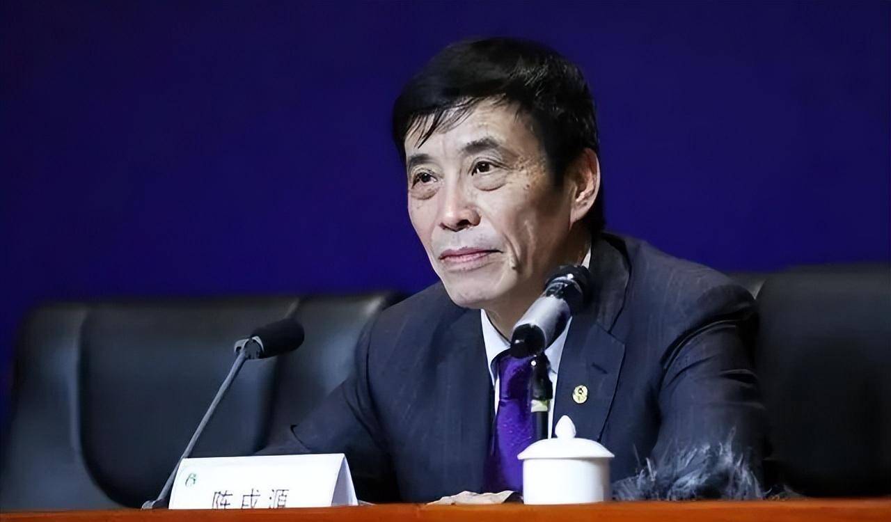 国足最强门将李富胜:正值壮年却意外离世,各界人士纷纷悼念_球迷_足球