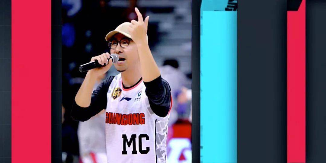 宏远三消息:曾茂洲脚部已消肿,mc王佳被批,季乐带妻儿观战广州_球迷