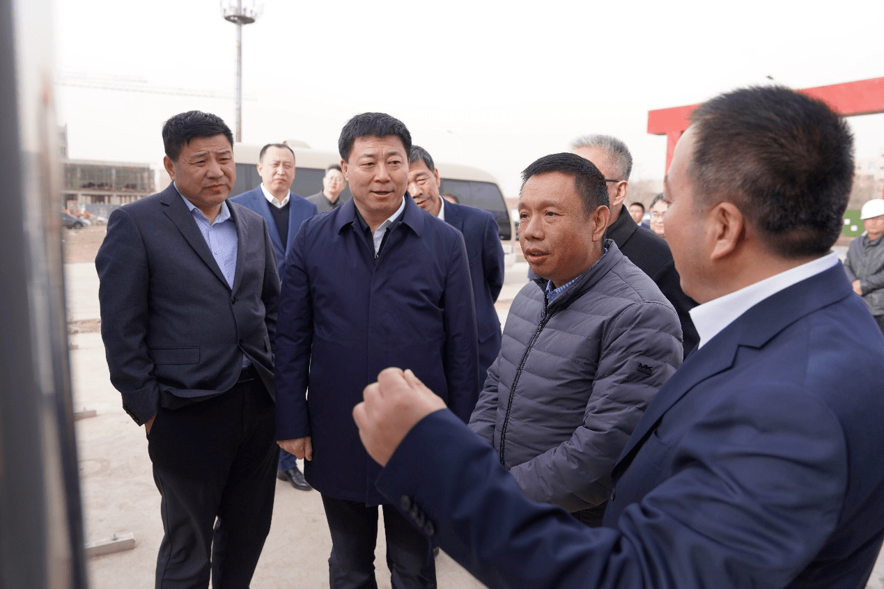 北京语言大学出国留学服务中心项目负责人张署丽,王建成,李芳溪,滕英