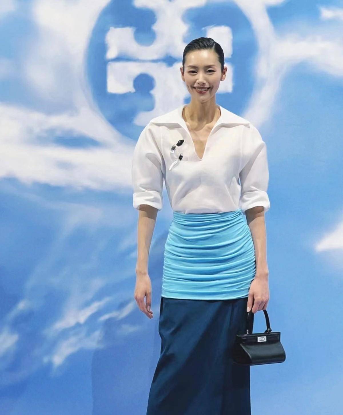 刘雯新亮相美到尖叫!