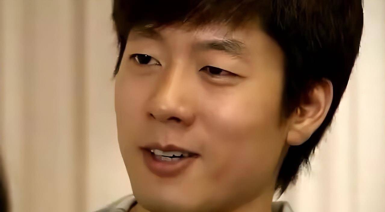 "性感女神"唐一菲和凌潇肃,姚晨的10年纠缠真狗血_萧肃_和林_微博