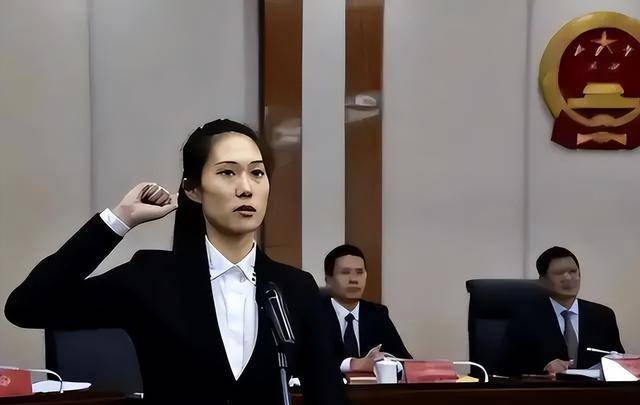 90后女副市长意外走红,干练且漂亮,毕业院校让人佩服