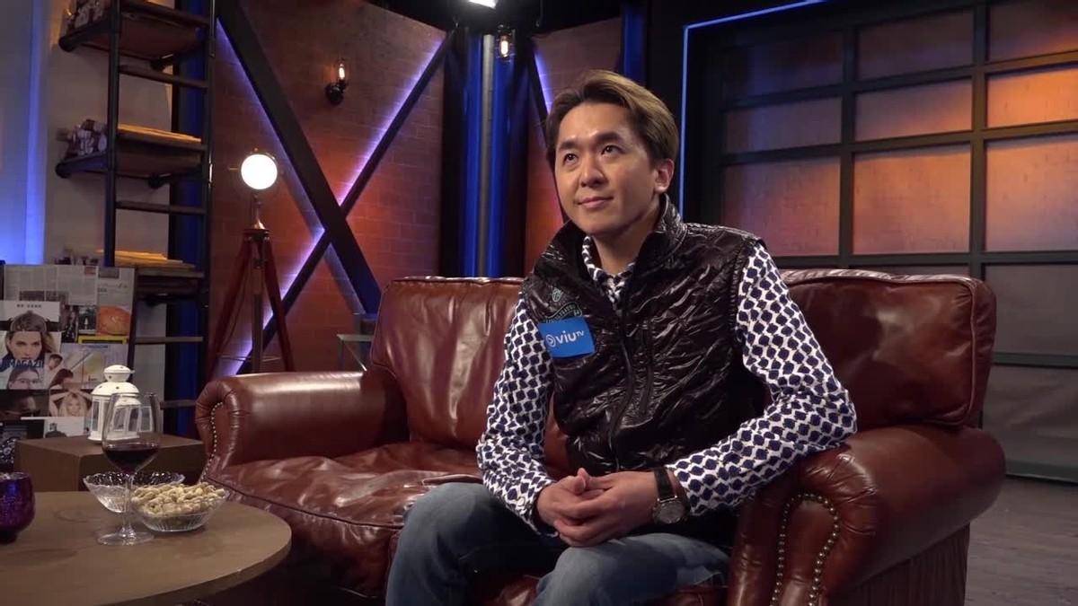 邓兆尊:最穷时只有一个亿,同时交3个女友不分大小,55岁仍未婚_洪金梅