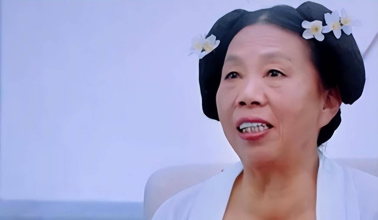 张美娥:61岁成周星驰御用丑角,演2部戏赚2套房,如今她怎么样了_电影