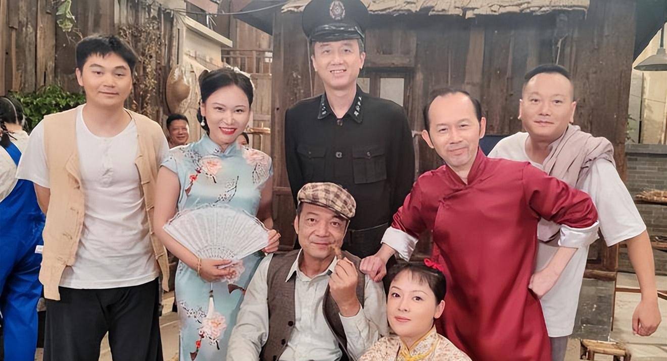 《七十二家房客》八姑突然变瘦,广东网友:可以和阿香互换身份了_观众