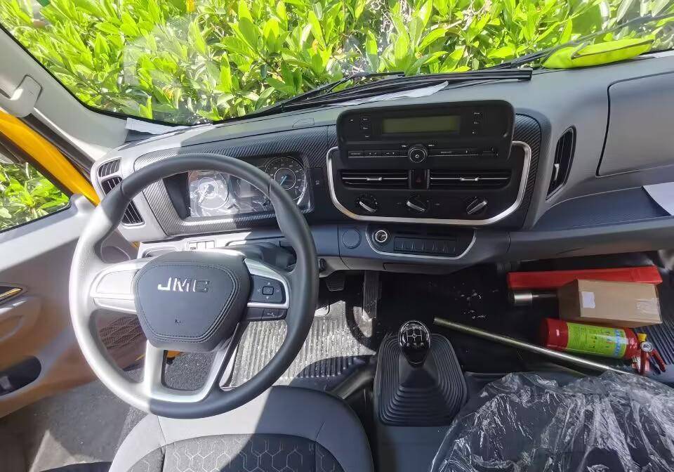 6人座,国6排放,6米内最宽的蓝牌轻卡,凯运双排座!_搜狐汽车_搜狐网