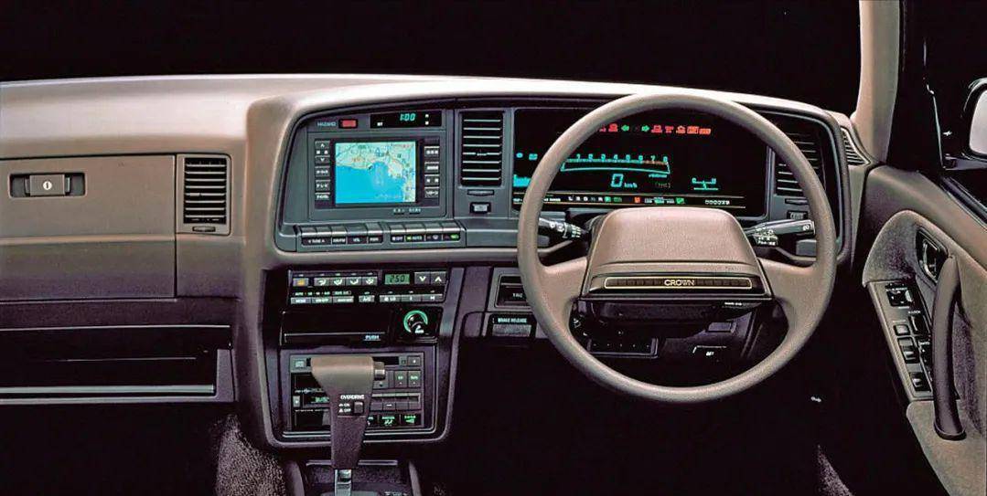 上世纪80年代世界各品牌汽车座舱大集合,你更喜欢哪一款?