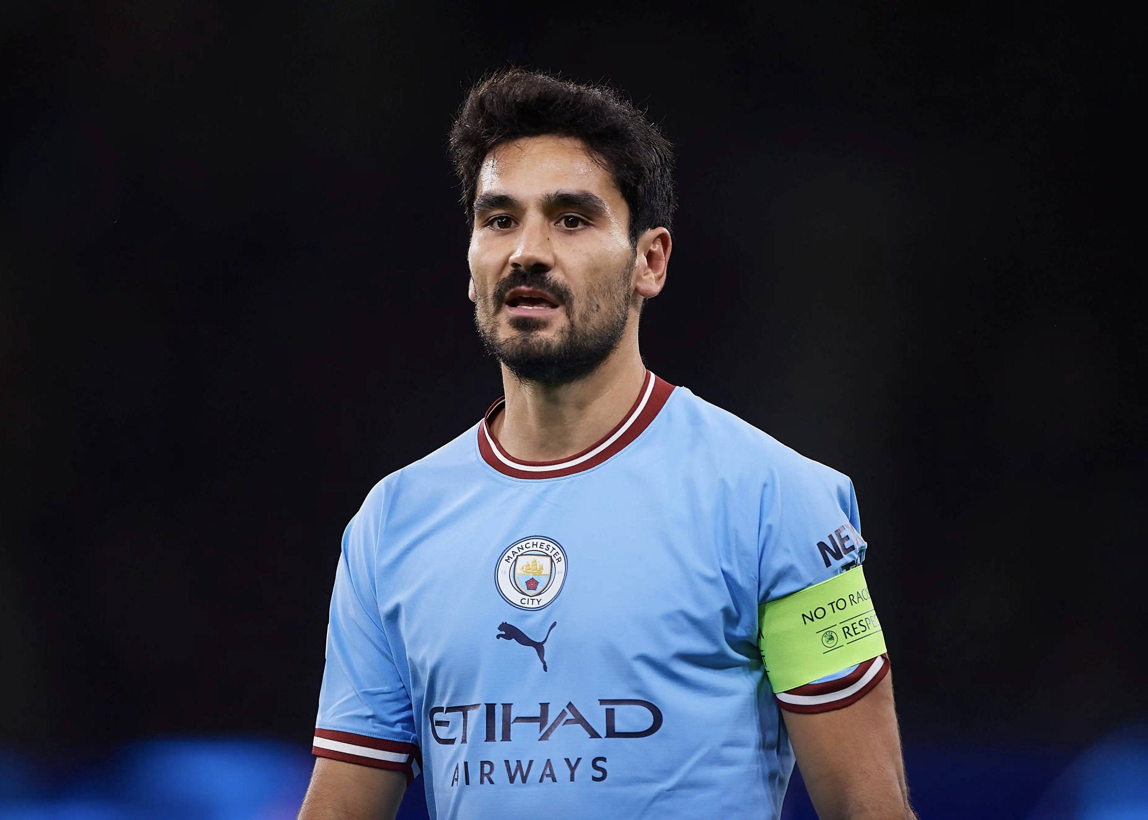 与曼城合约还2个月才到期,曼城队长专注现在_京多安_比赛_续约