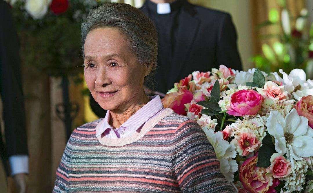 我不仅打篮球,每天平板支撑,早晚各一分钟_奶奶_老太太_气质