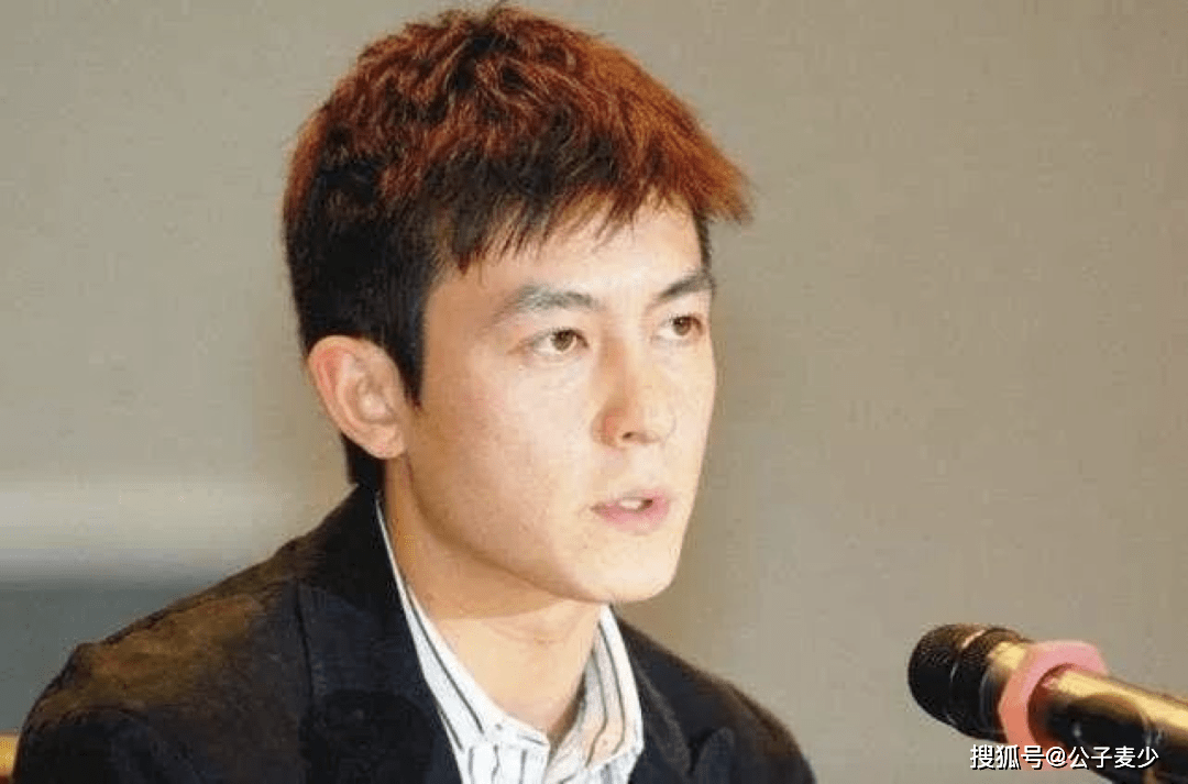 用1400张照片毁了张柏芝,让陈冠希退圈的龙叔,如今结局怎样?