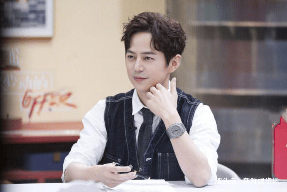 何炅年入三千万,其父亲屡次拒还43万被法院执行,此前还拖欠工资_爸爸