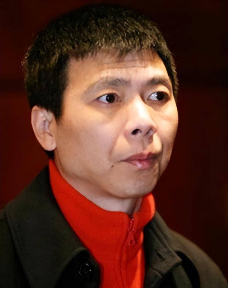 这一次,65岁的冯小刚,终于认怂了_电影_冯导_炮轰