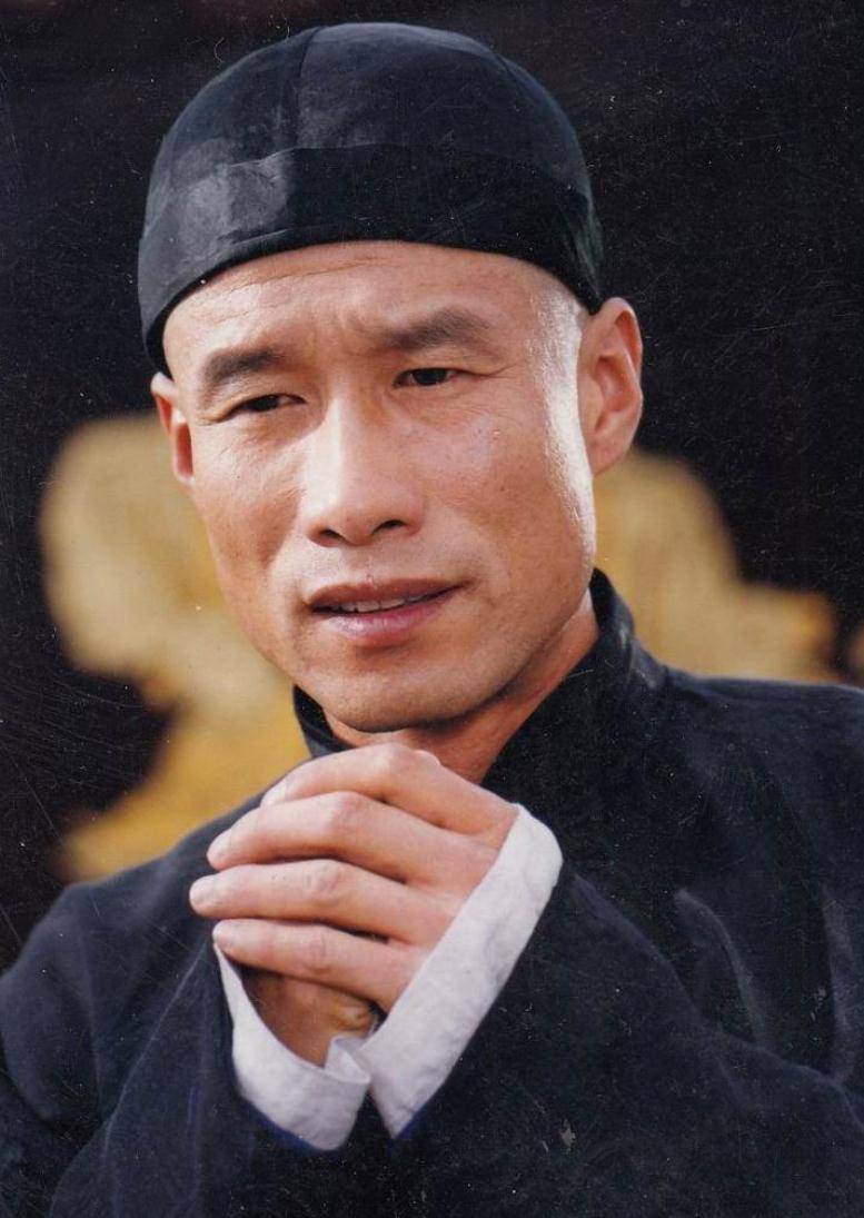 刘佩琦妻子孟天娇:为结婚偷家里户口,支持丈夫演员职业