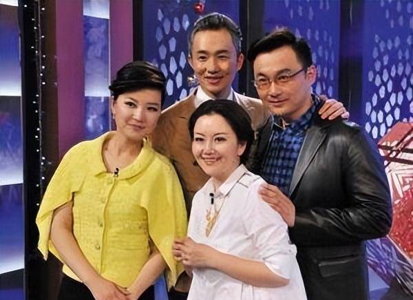 陈蓉:身陷丑闻被吊销主持人证,嫁海归老公一家四口其乐融融_父母_孩子