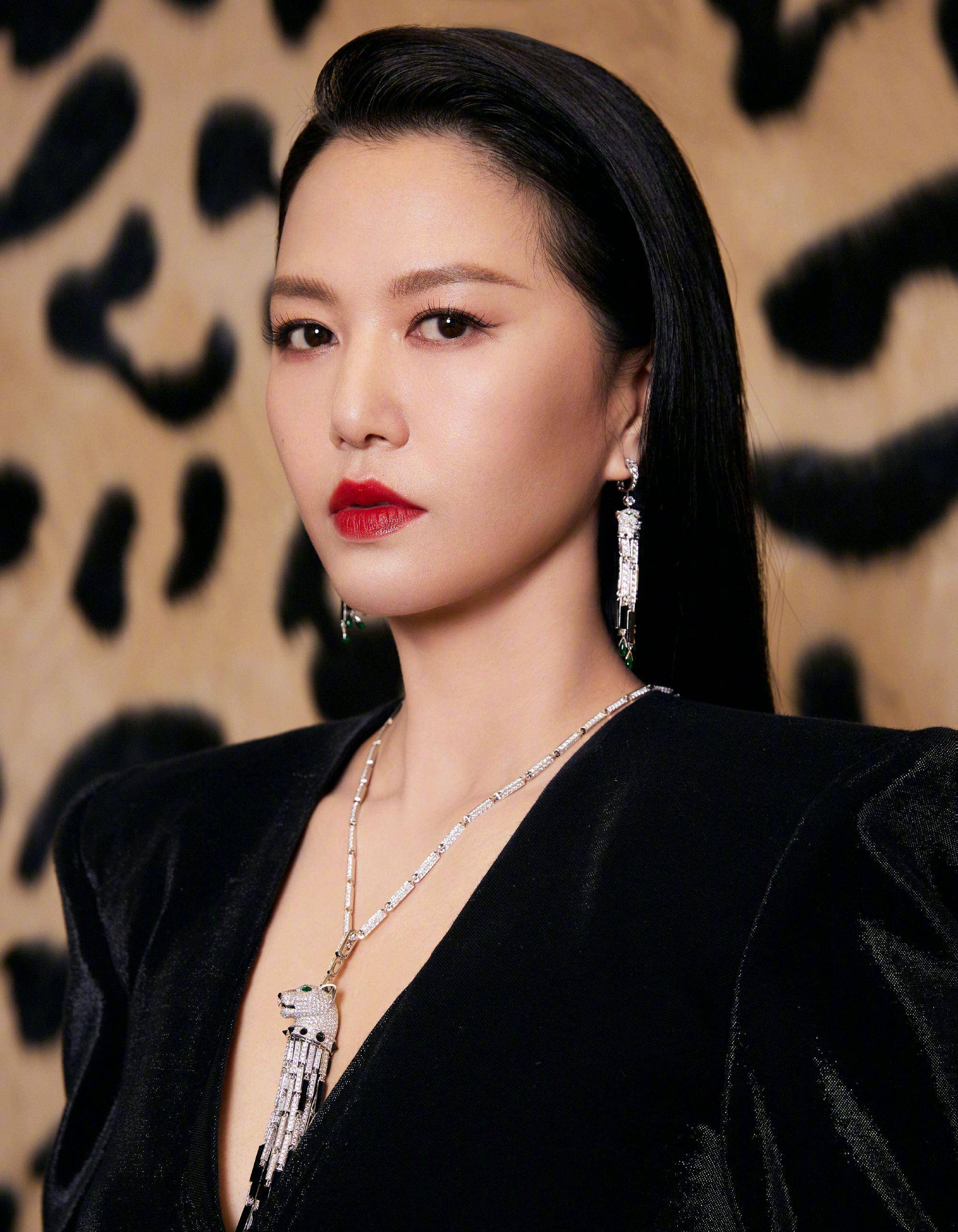 谭维维问"双开门冰箱什么意思",粉丝的回答太惊人了_语言_雨滴_照片