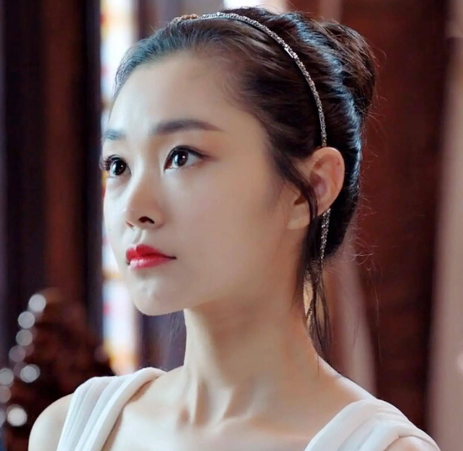 为什么塌鼻子的宋轶还那么美?