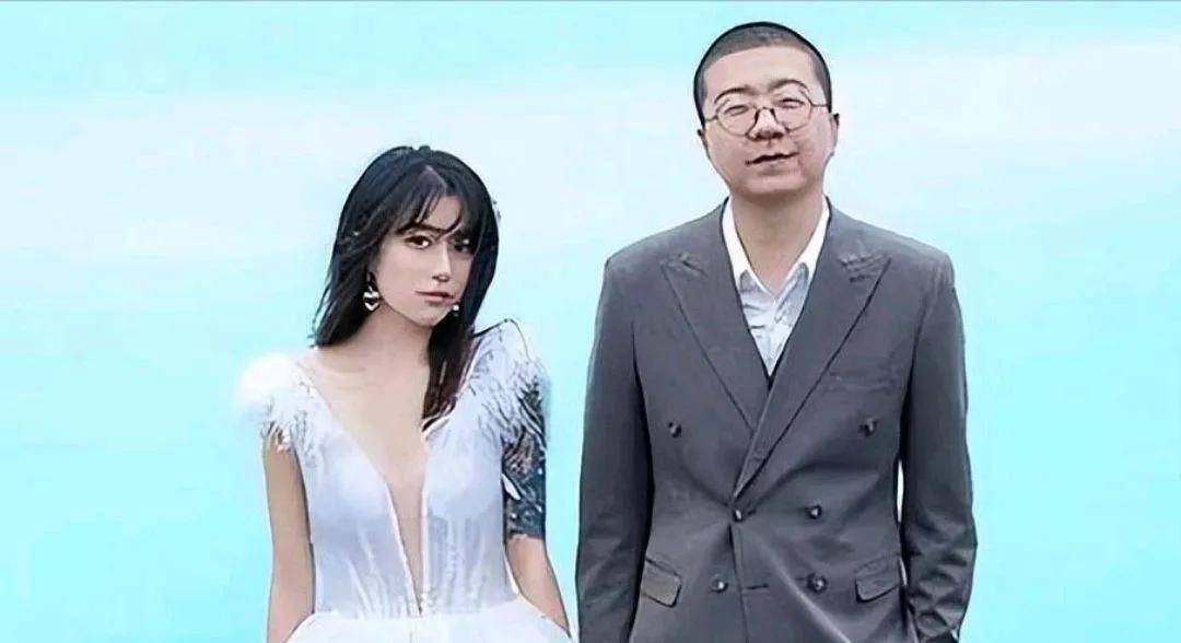 李诞与黑尾酱:自由放任,终因命中注定,匆匆分手_婚姻_感情_爱情