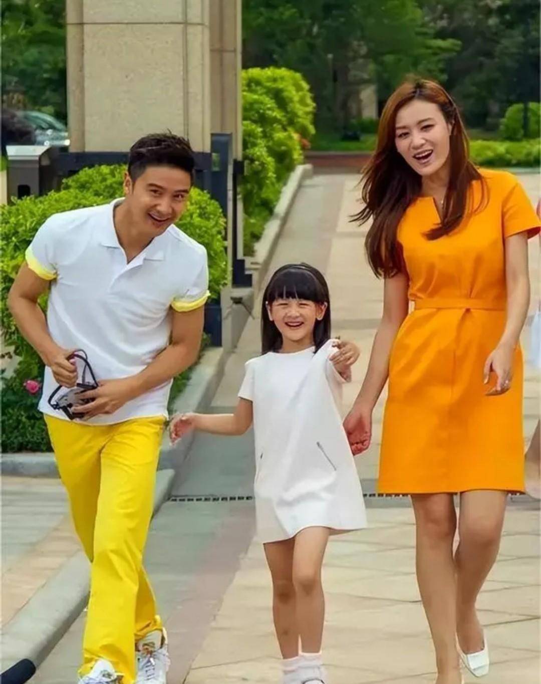 一夜被怒骂3万次,叶一茜的"遮羞布",终归被女儿森蝶亲手扯下_田雨橙