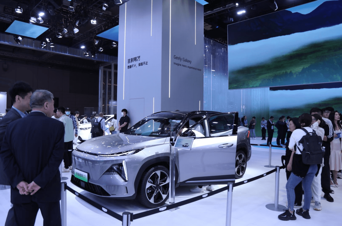 银河l7即将亮相上海车展,宋plus dmi做好准备应战了吗?