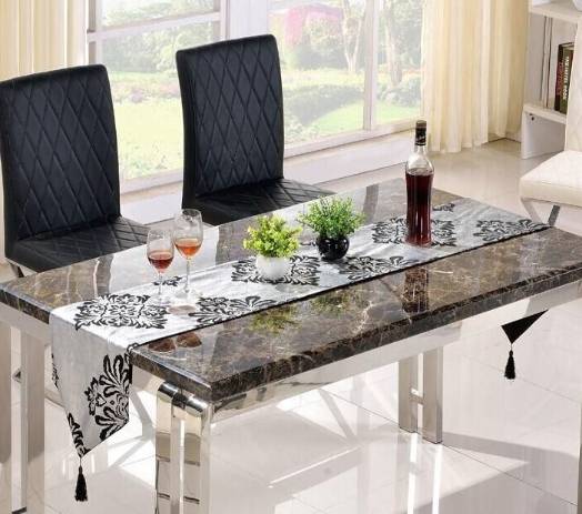 越来越多人选择大理石餐桌台面了,现在都流行这种,美观又实用_石材