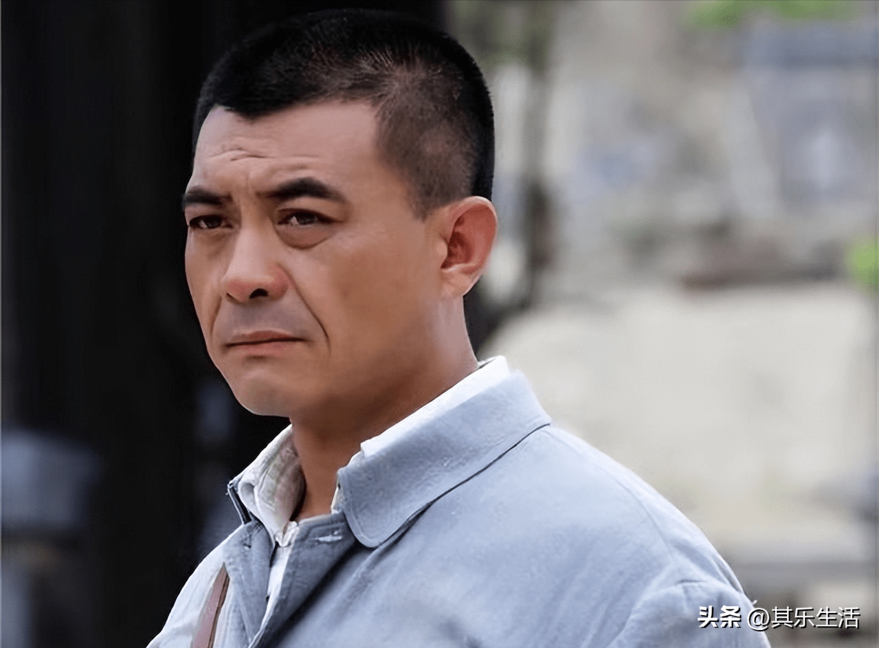 《英雄无悔》播出27年,有人香消玉殒,有人隐退多年,境况不一_袁立_濮