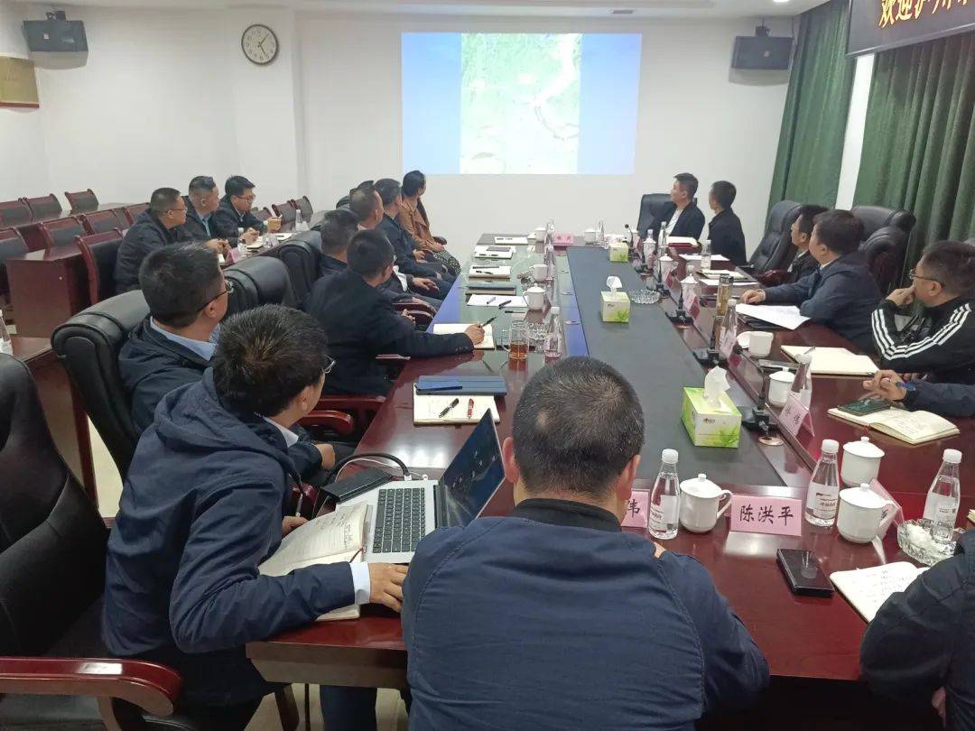 4月23日下午,泸州市交通运输局党组书记,局长朱江带队赴重庆市永川区
