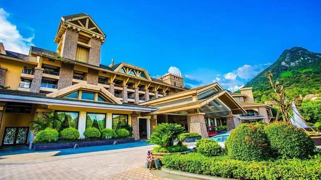 广州增城【香江健康小镇一方小院】温泉别墅公交地铁交通|价格户型