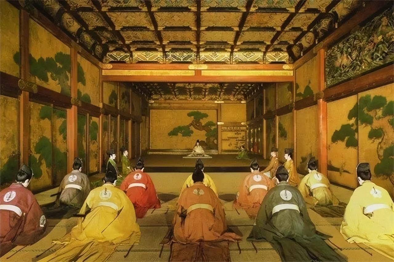 在日本历史上,先是大和时代的豪族,再到律令时代的公家贵族作为统治