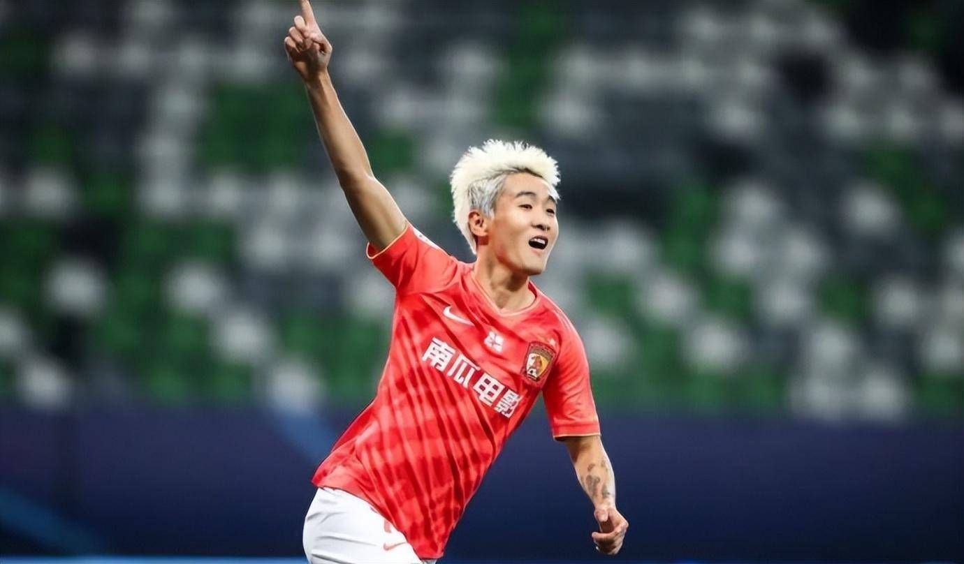 韦世豪在武汉三镇首发难保!