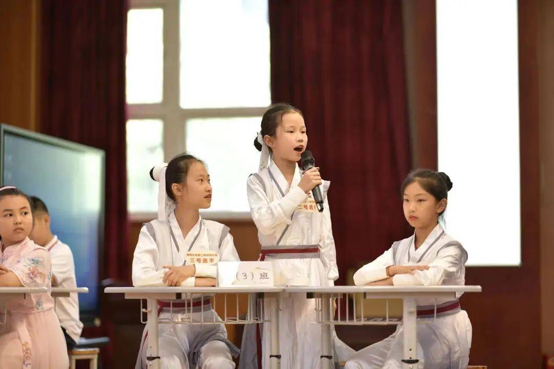 九龙坡区锦苑小学举行第二届校园书香节活动_诗词_知识_心灵