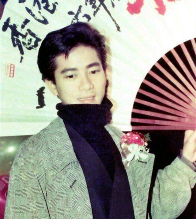 当年歌手陈百强红遍大江南北,为什么会在最成功时服药身亡_歌曲_专辑