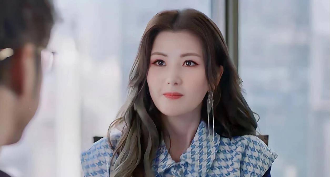 原来她叫赵璧渝-入行11年凭借过气网红coco被更多人看到_角色_挑战