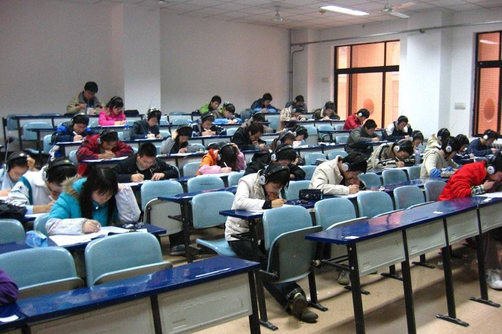 我是如何从一个二本的成绩，通过努力，考上一本大学的（学校从二本升成一本）