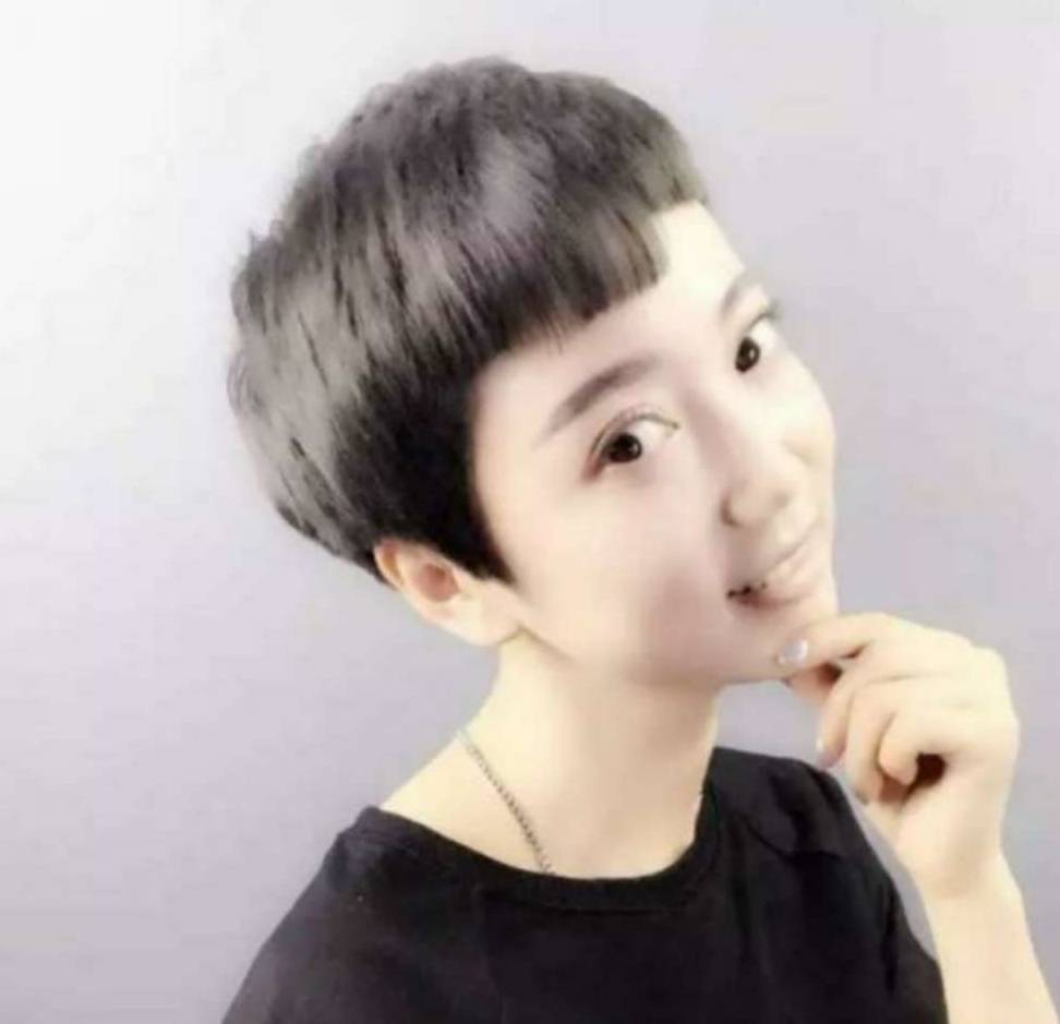狗啃式短刘海适合哪种脸型的女生?_时尚_发型_个性