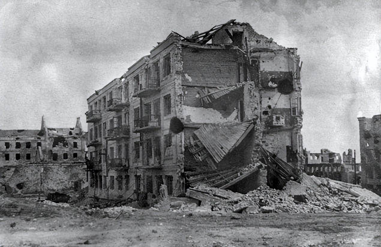 二战苏德战场转折点,斯大林格勒战役珍贵照片,当年战况有多残酷