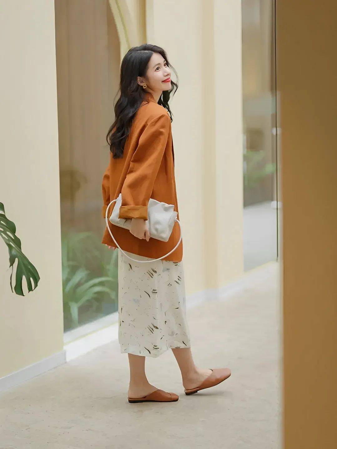 156cm :短上衣 高腰裤,连衣裙 衬衫…小个子照着穿,美出一片天!