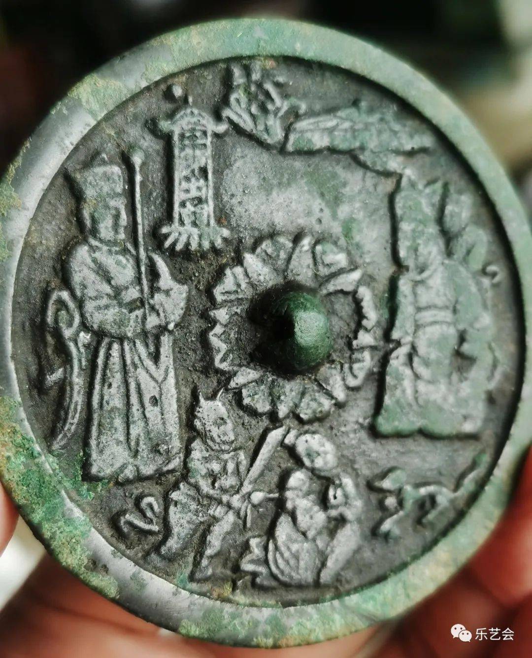 "二郎出相"榜题铜镜 李宇涛藏品这方"二郎出相"榜题铜镜十分奇特,他