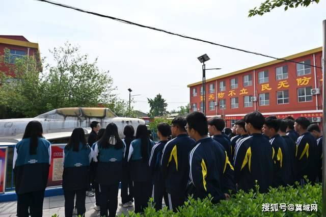 柏乡县职教中心团委开展"加强国防教育 争做爱国青年"教育活动_使命