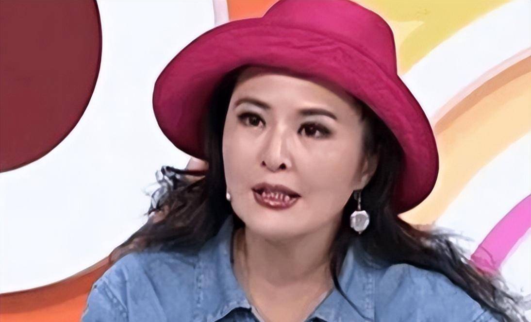 演员田歌:与前夫离婚后,和妹妹田岷约定不婚不育,陪伴母亲到老_尤小刚
