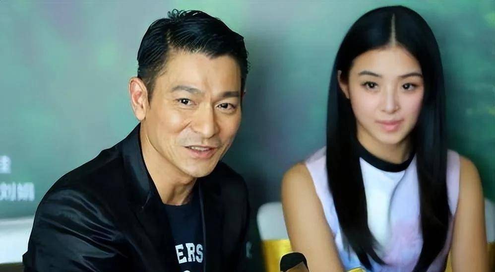 被诬陷拍不雅照,认刘德华当干爹"翻身",他是有多偏爱这个闺女_张含韵