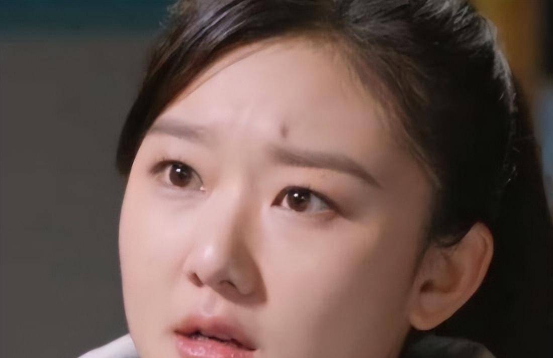 袁雨萱是个宝藏女孩,柘榴让人惊艳,罗晓意让人又气又恨_时候_角色