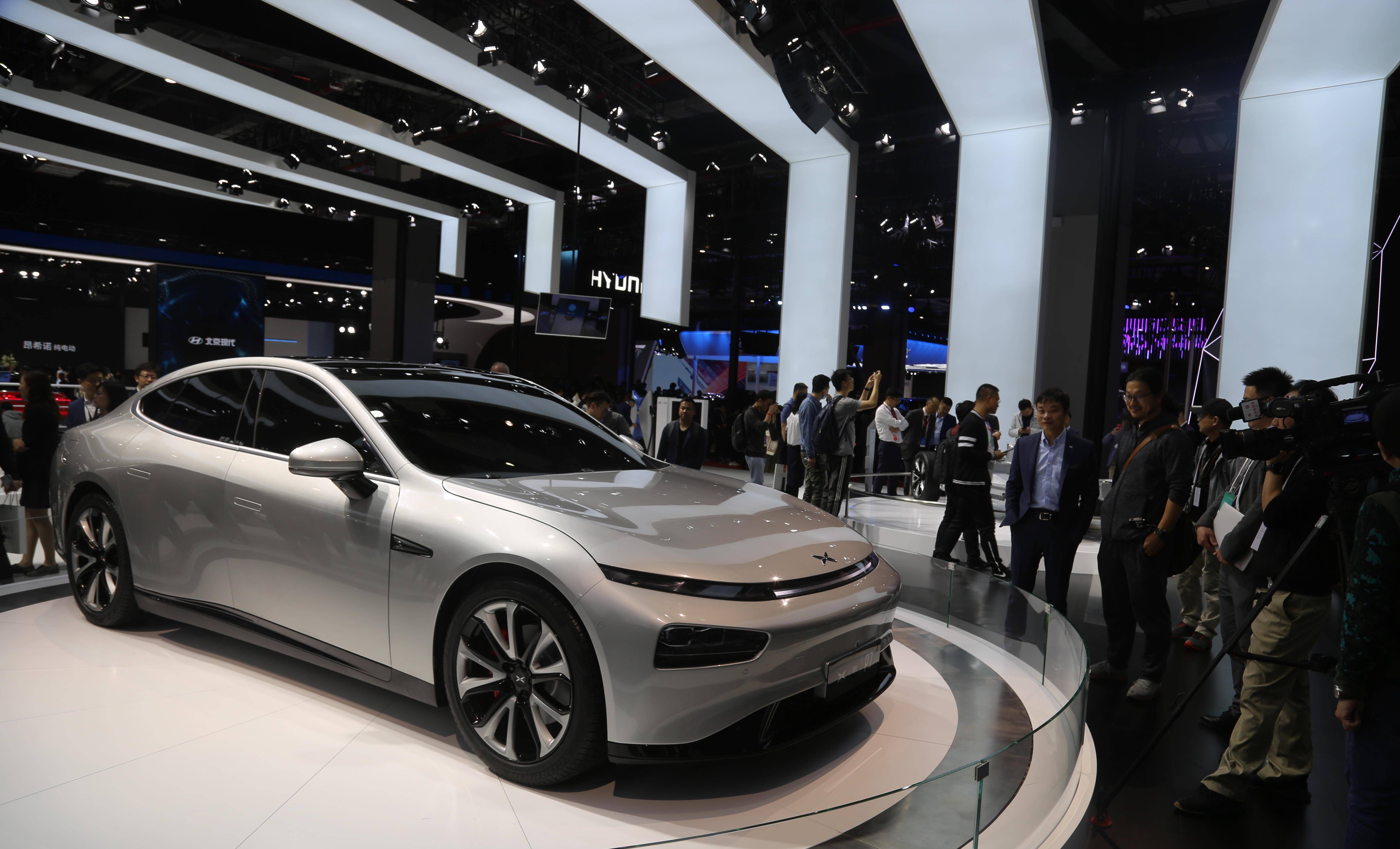 小鹏汽车-小鹏p7,互联网基因的智能电动轿跑,上海车展实拍!