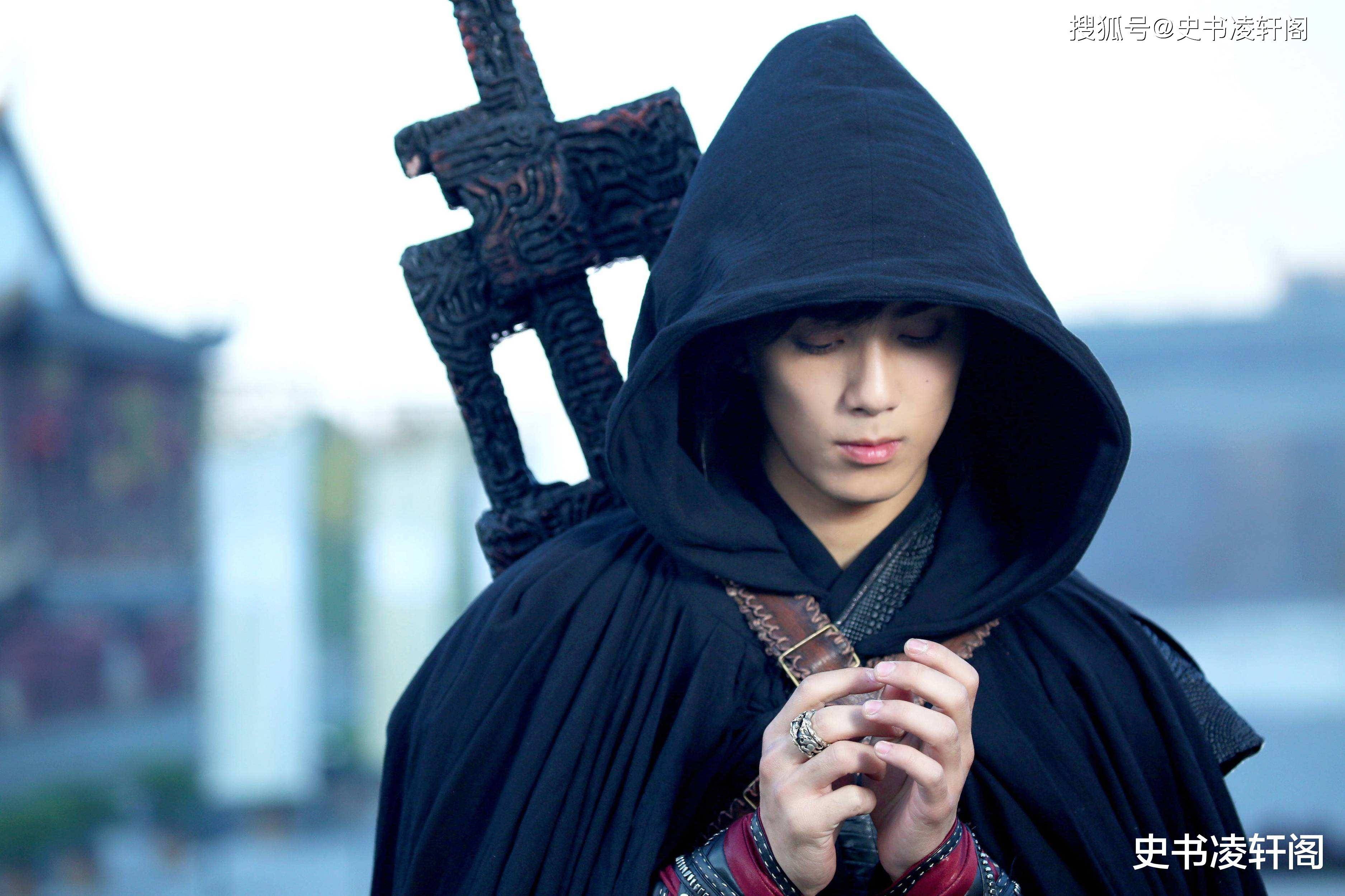 武侠作品中的8大名刀,圆月弯刀,雪饮狂刀上榜,小李飞刀仅排第3