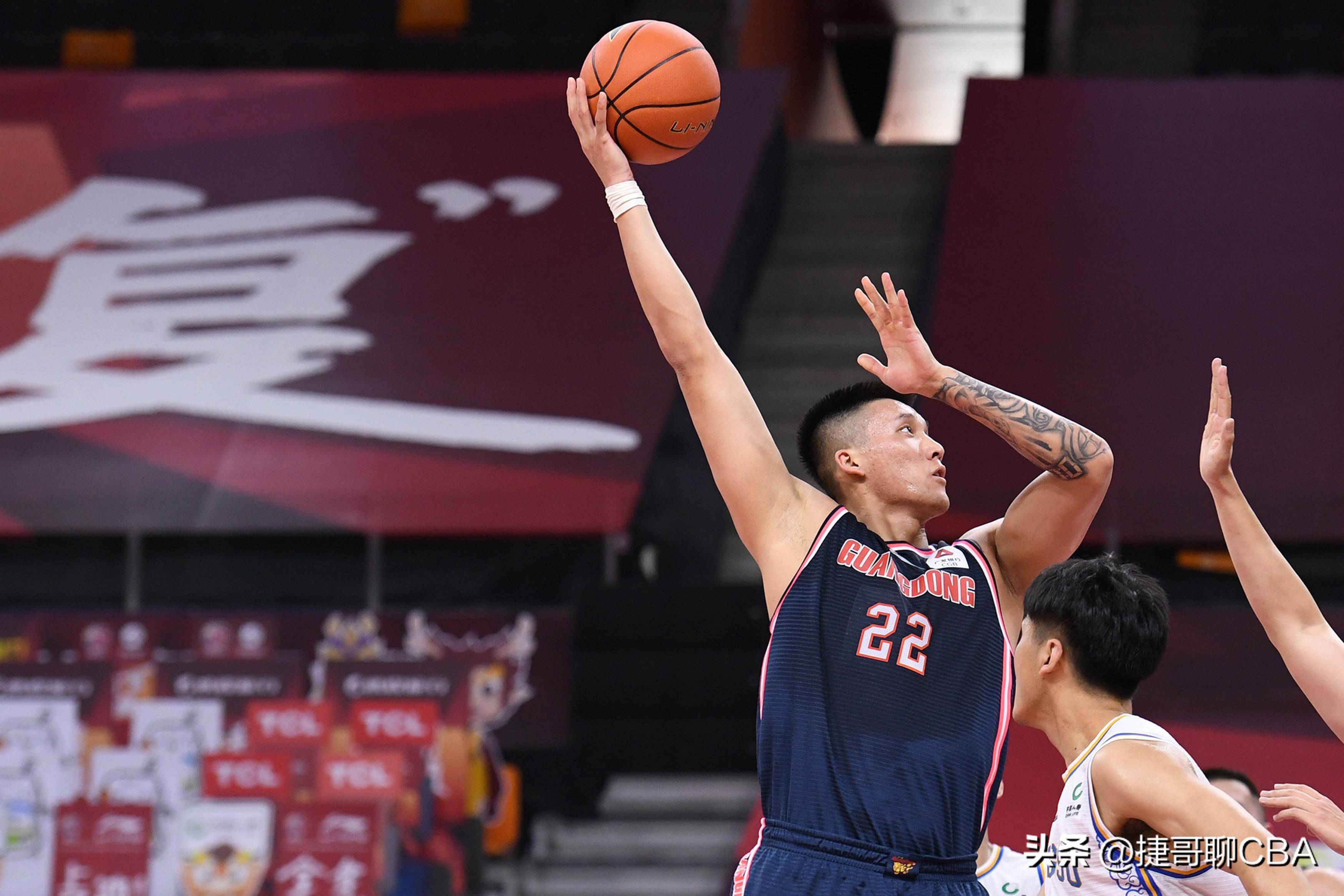 锋线赴澳特训,内线悍将未获续约合同,签2米25中锋遭拒_本赛季_1_cba