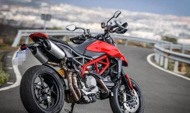 杜卡迪950级越野车,v型双缸 滑动离合,马力114匹,前后可调悬架_搜狐